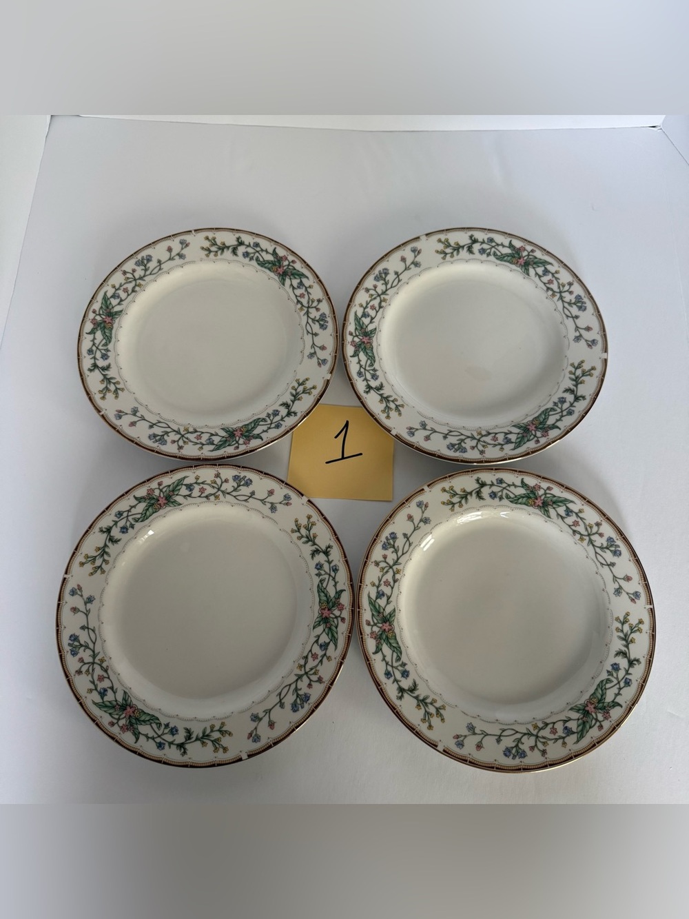 Set of 4 Farberware 1996 Wellesley #486 Fine China 8-Inch Salad Plates #1